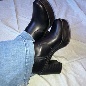 Black Fall Boots